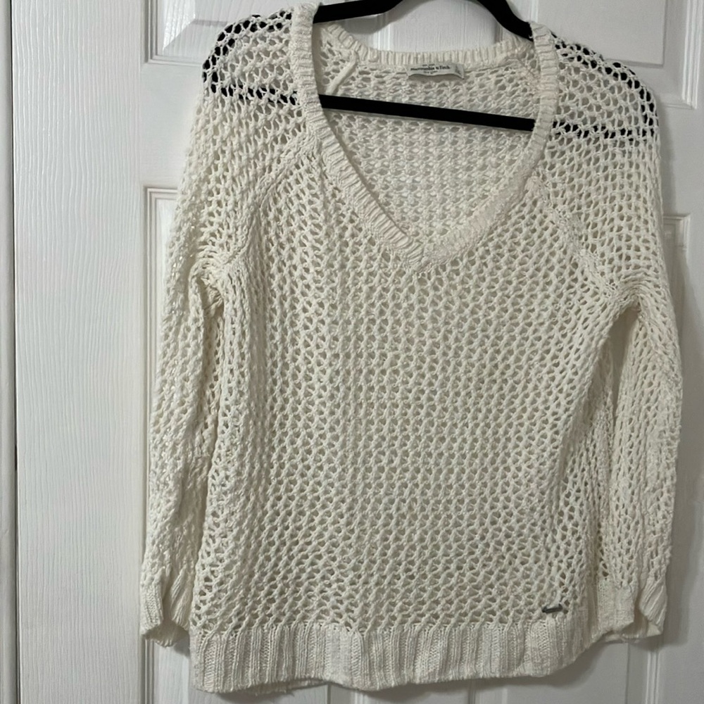 Women's Fun White Abercrombie Knit Sweater